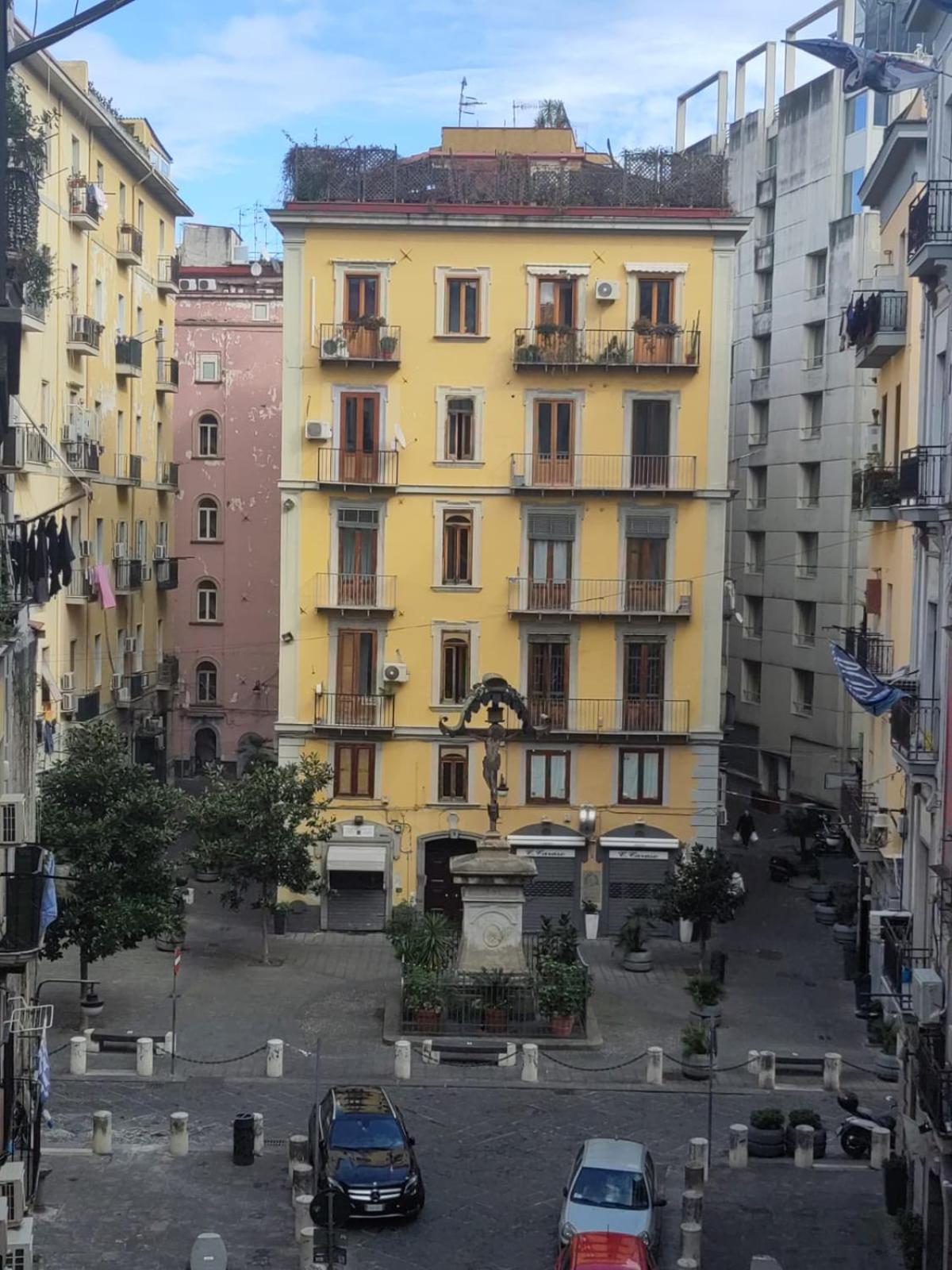 Staicca Rooms Napoli Eksteriør billede